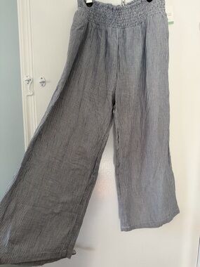 Lightweight Wide-Leg Striped Pants in Blue and White Maternity women size L